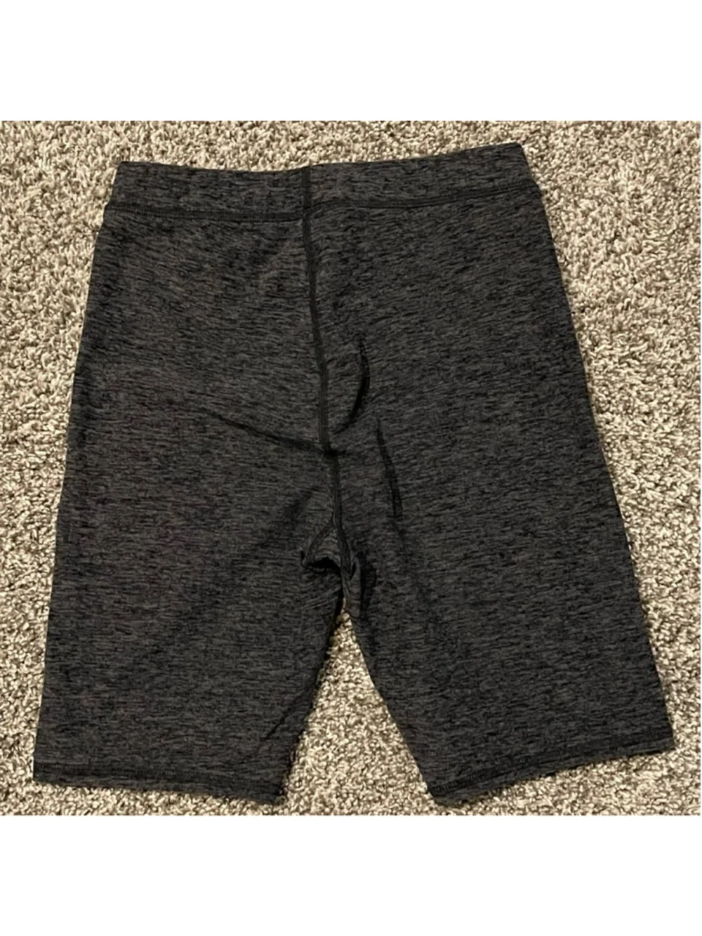 Alo Yoga Women's Alosoft Flow Bike Shorts, Size XXS, 7.5” Inseam EUC, RARE